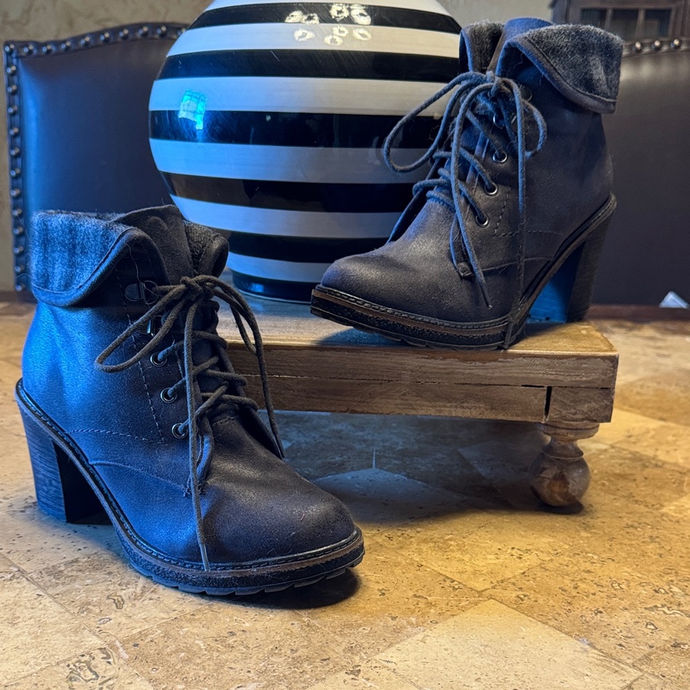 Stylish Black Ankle Boots for Women